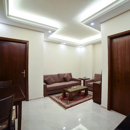 Al Jawhara Suites Бейрут Экстерьер фото